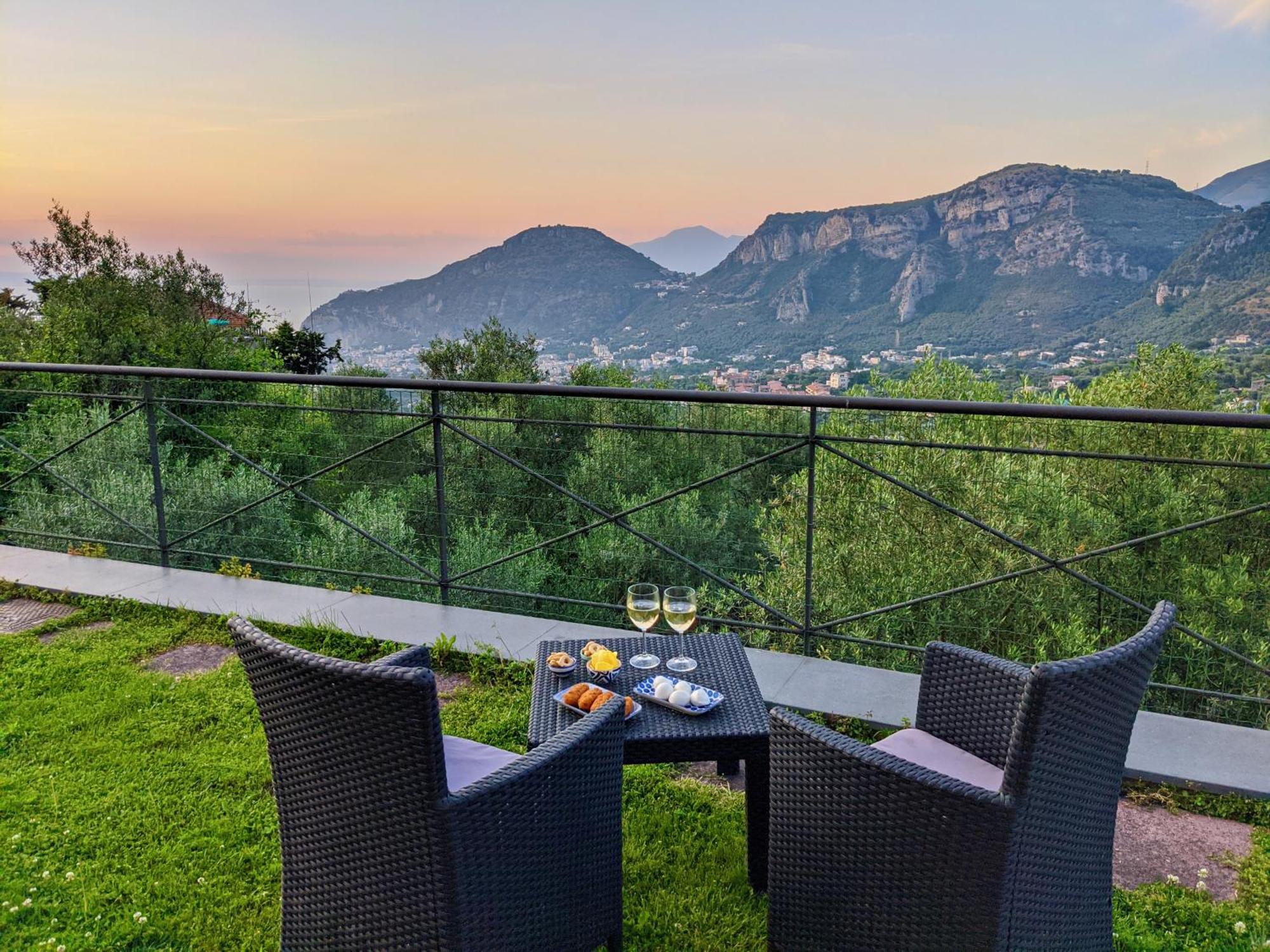 Villa Fanella, Independent House Between Sorrento & Amalfi Piano di Sorrento Buitenkant foto
